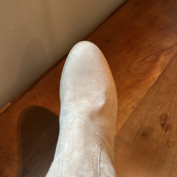 Gucci knee high suede ecru slouch boots. Sz 8 1/2 - Picture 6 of 7